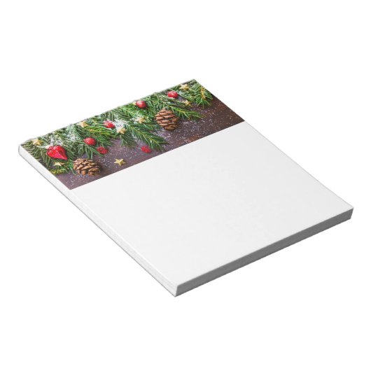 Robuuste kersttafel met pine en sneeuw notitieblok (Schuin)