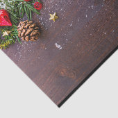 Robuuste kersttafel met pine en sneeuw tissuepapier (Detail)