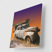 Robuuste  motorauto en tuinwagen, vierkante klok (Hoek)