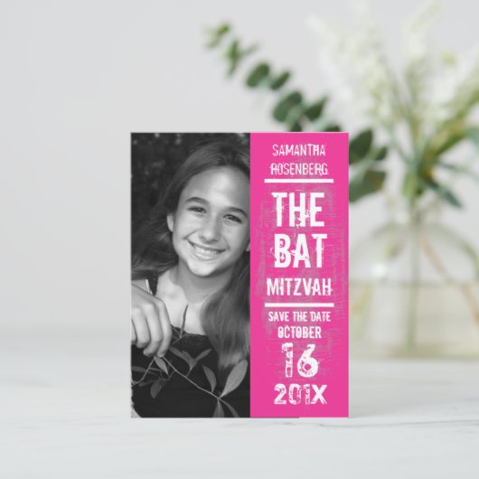 Rock Band Bat Mitswa Red de datum in het roze Aankondigingskaart (Staand voorkant)