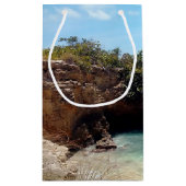 Rock Bridge in Beach, Puerto Rico, Cabo Rojo Klein Cadeauzakje (Achterkant)