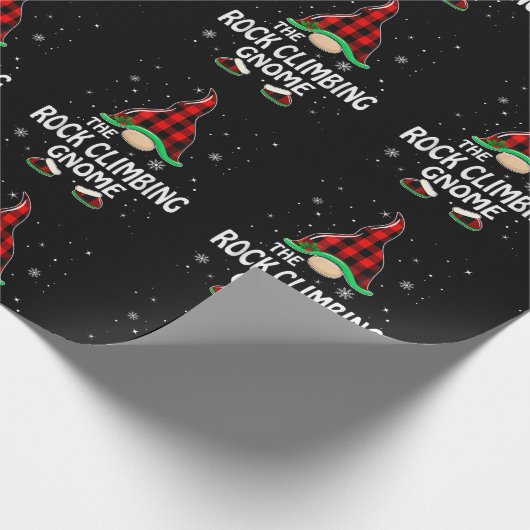 Rock Climbing Gnome Buffalo Plaid Matching Family Cadeaupapier (Hoek)