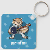 Rock en Roll Guitar Owl in Jumpsuit Cartoon Sleutelhanger (Achterkant)