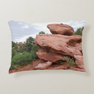 Rock Outcrop in Garden of the Gods Accent Pillow Kussen