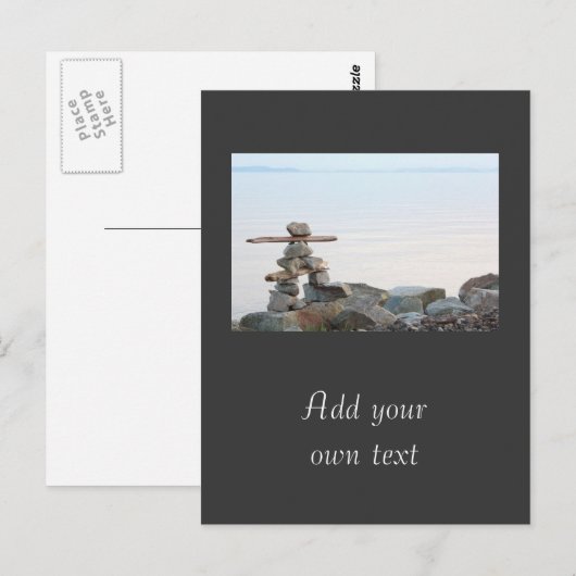 Rock stapelkunst aan het strand. Foto van Hao zhan Briefkaart (Voorkant / Achterkant)