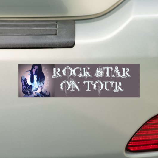 Rock Star op Tour (aanpasbaar) Bumpersticker (Op auto)