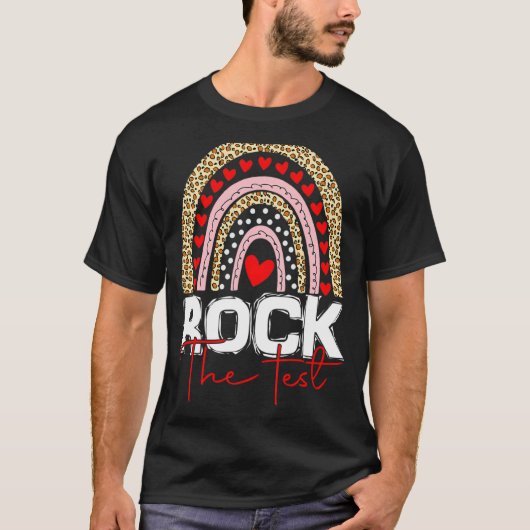 Rock The Test Day Teacher Rainbow Leopard T-shirt (Voorkant)