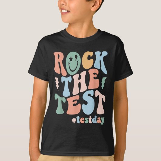 Rock The Test Testing Day Retro Motivational Teach T-shirt (Voorkant)