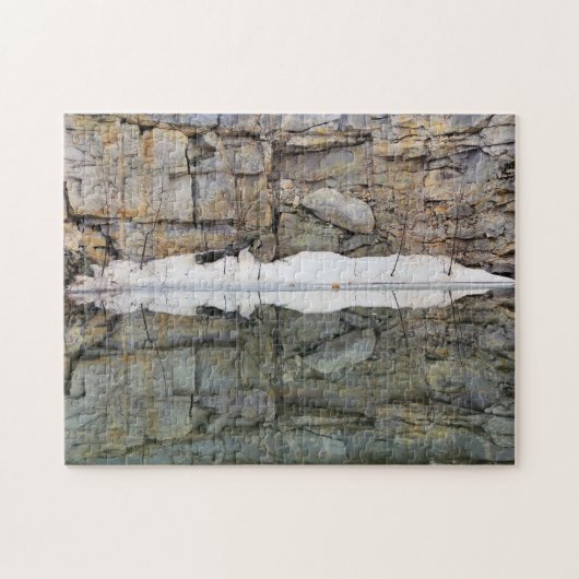 Rock Wall reflectie in Pond Natuur Legpuzzel (Horizontaal)