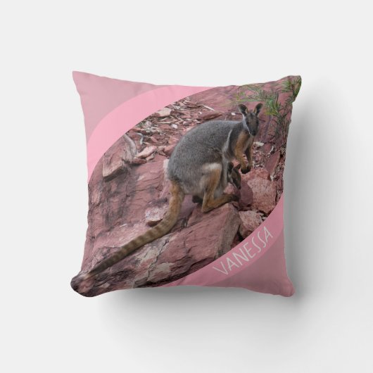 Rock Wallaby en Baby, roze accent meisjes Kussen (Voorkant)