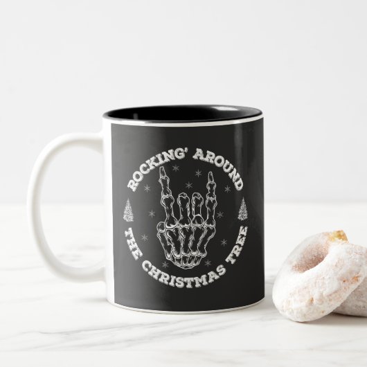  rocken rond de kerstboom tweekleurige koffiemok (Met donut)