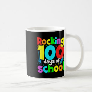 Rockende 100 dagen schoolmuziek leraren en student koffiemok