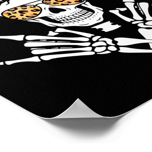 Rocker Skeleton Hand Rock op Leopard Messy Bun Hal Poster (Hoek)