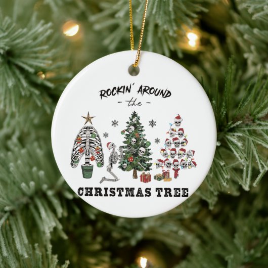 Rockin rond de kerstboom keramisch ornament (Boom)