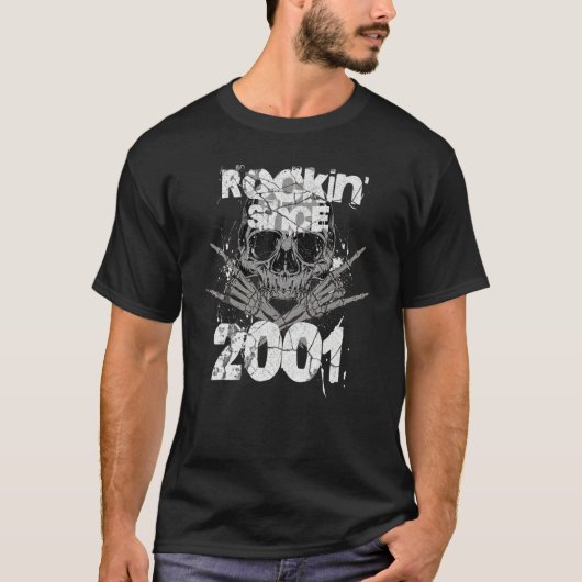 Rockin sinds 2001 Grunge Skull Rock Hands Birthday T-shirt (Voorkant)