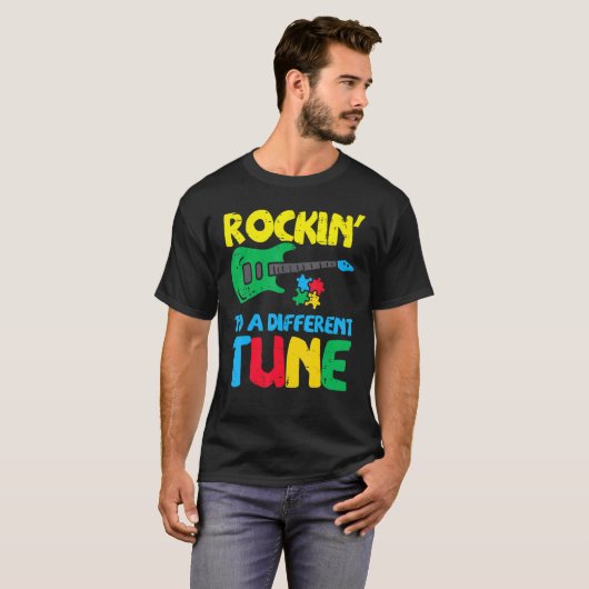 Rockin To Different Tune Guitar Autism Awareness M T-shirt (Voorkant volledig)