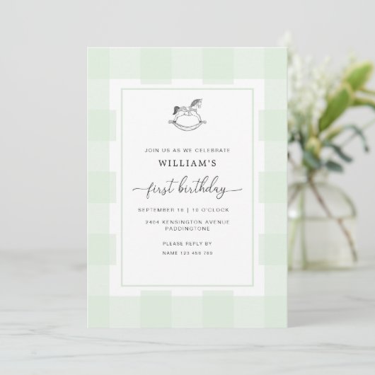 Rocking Horse Green Gingham 1st Birthday Invite Kaart (Staand voorkant)