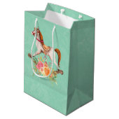 Rocking Horse met Floral Bouquet Birthday Medium Cadeauzakje (Achterkant Gekanteld)