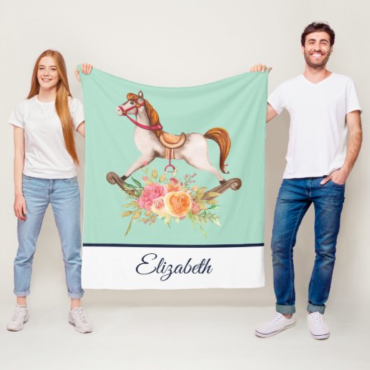  Rocking Horse met Floral Bouquet Fleece Deken (In situ)
