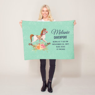 Rocking Horse met Floral Bouquet New Baby Fleece Deken