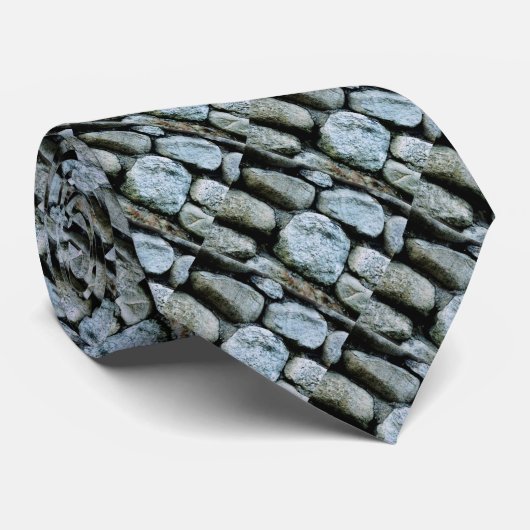 Rocks aan stropdas (Opgerold)