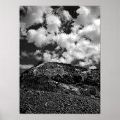 Rocks en Clouds BW Poster (Voorkant)