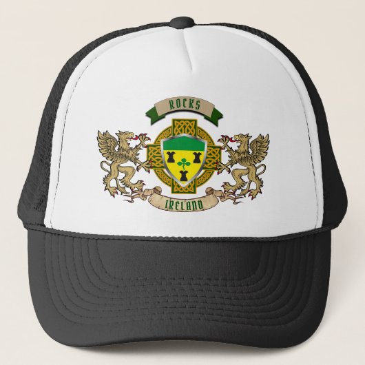 Rocks Irish Shield & Griffins Personalized Trucker Pet (Voorkant)