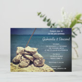 Rocks op het strand bruiloft kaart (Staand voorkant)