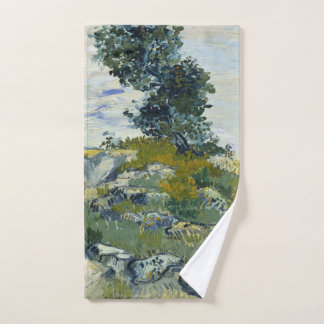 Rocks with Oak Tree, Van Gogh Oil Painting Handdoek