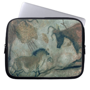 Rockschilderij met een paard en een koe, c.17000 B Laptop Sleeve