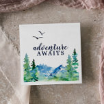 Rocky Mountain Adventure wacht op Baby shower Servet<br><div class="desc">Deze rotsachtige bergavontuur wacht op baby showers luiers zijn perfect voor een openluchtevenement. Het ontwerp is voorzien van een blauw en groen geverfd wildernis-landschap met waterverf pijnbomen,  vogels en bergen.</div>