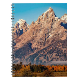 Rocky mountain image on notebook notitieboek