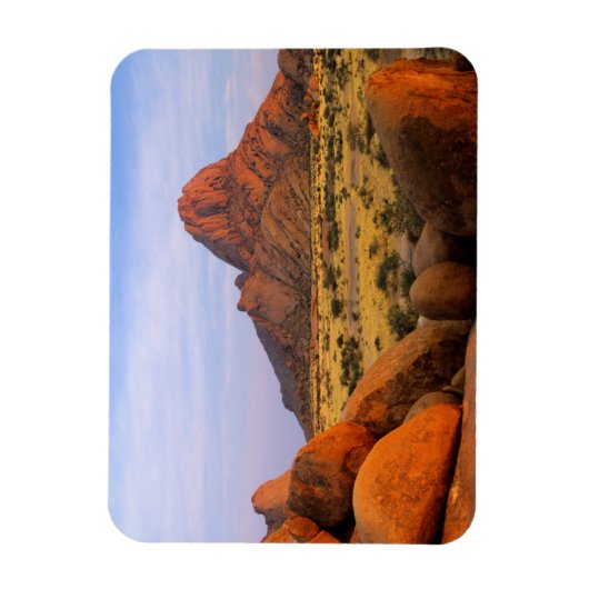Rocky Outcrop and Plain, Spitzkoppe, Erongo Magneet (Verticaal)