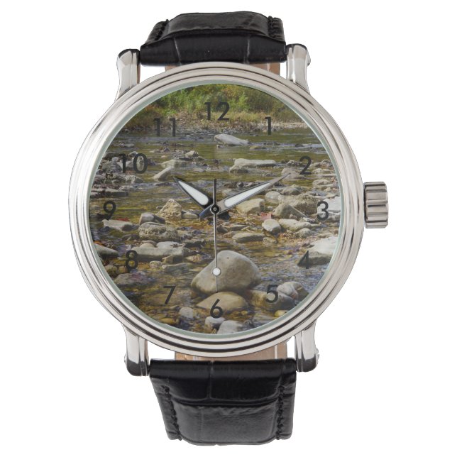Rocky Path Horloge (Voorkant)