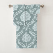 Rococo Damask Big Pattern Duck Egg Blue+Teal Bad Handdoek (Insitu)