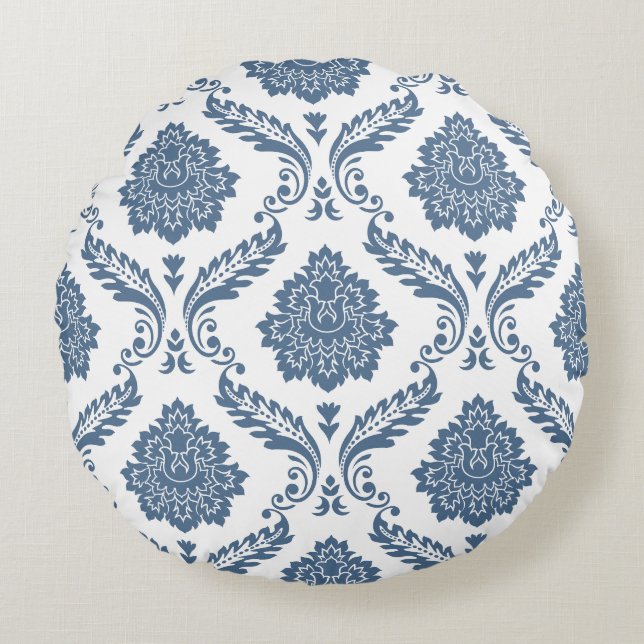 Rococo Damask Groot Patroon Blauw op Wit Rond Kussen (Voorkant)