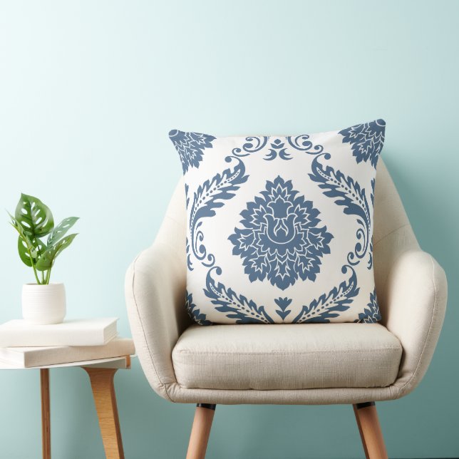 Rococo Damask Grote Patroon Blauw op Wit Kussen (Stoel)