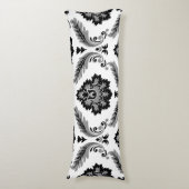 Rococo Damask Lg Pattern Grey Black White Lichaamskussen (Voorkant Verticaal)