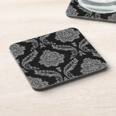 Rococo Damask Offset Patroon Grijs op Zwart Bier Onderzetter (Linkerzijde)