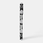 Rococo Damast Patroon Wit op Zwart iPhone 16 Hoesje (Rechterkant)