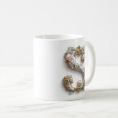 Rococo Initiaal 'S' Mok voor een Koffieprinses (Voorkant rechts)