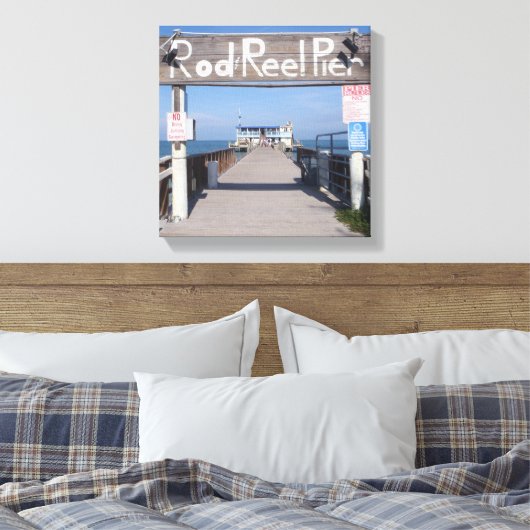 Rod & Reel Pier Canvas Print (Insitu (Slaapkamer))