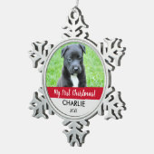 Rode Aangepaste Hond Foto Puppy's Eerste Kerstmis Tin Sneeuwvlok Ornament (Rechts)