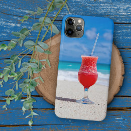 Rode aardbei Margarita op tropisch strand in de zo Case-Mate iPhone Case