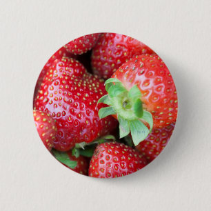 Rode aardbeien ronde button 5,7 cm