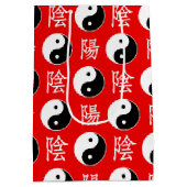 Rode achtergrond Chinese Yinyang-patroon Medium Cadeauzakje (Achterkant)
