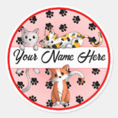 Rode achtergrond met Cute kittens Ronde Sticker (Voorkant)