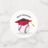 Rode afstudeerhoed op een honkbal confetti (Kleine voorkant)