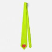 rode appel in neon gele das (Voorkant)