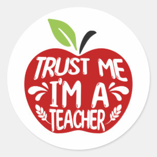 Rode appel TRUST ME I’M A TEACHER Citaat Typografi Ronde Sticker